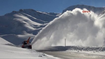 Van'da Kapalı 716 Mahalle Yolundan 681'i Ulaşıma Açıldı