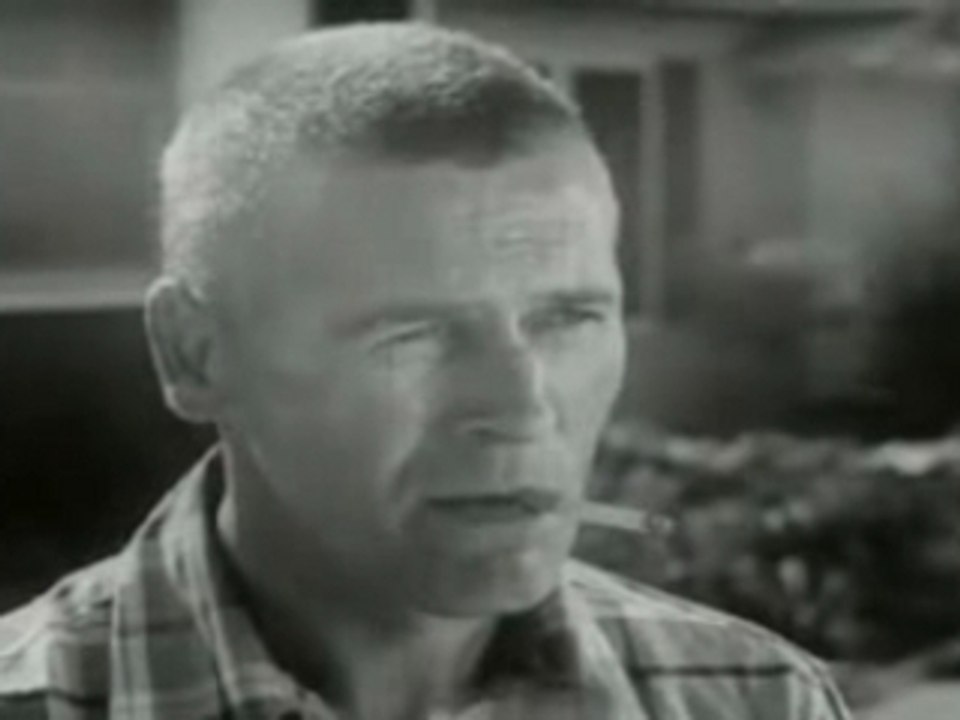 pub - Marlboro Cigarettes