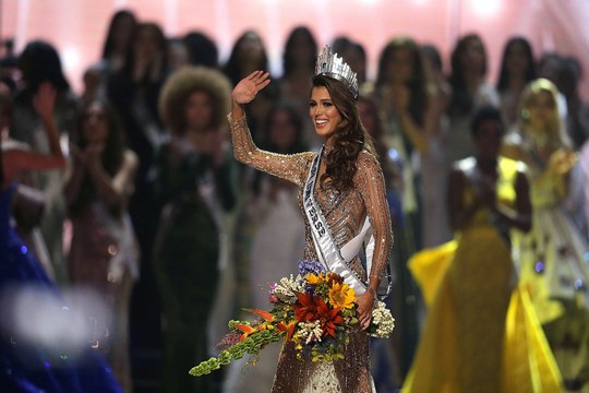 Iris Mittenaere, Miss Univers 2016, en 5 anecdotes