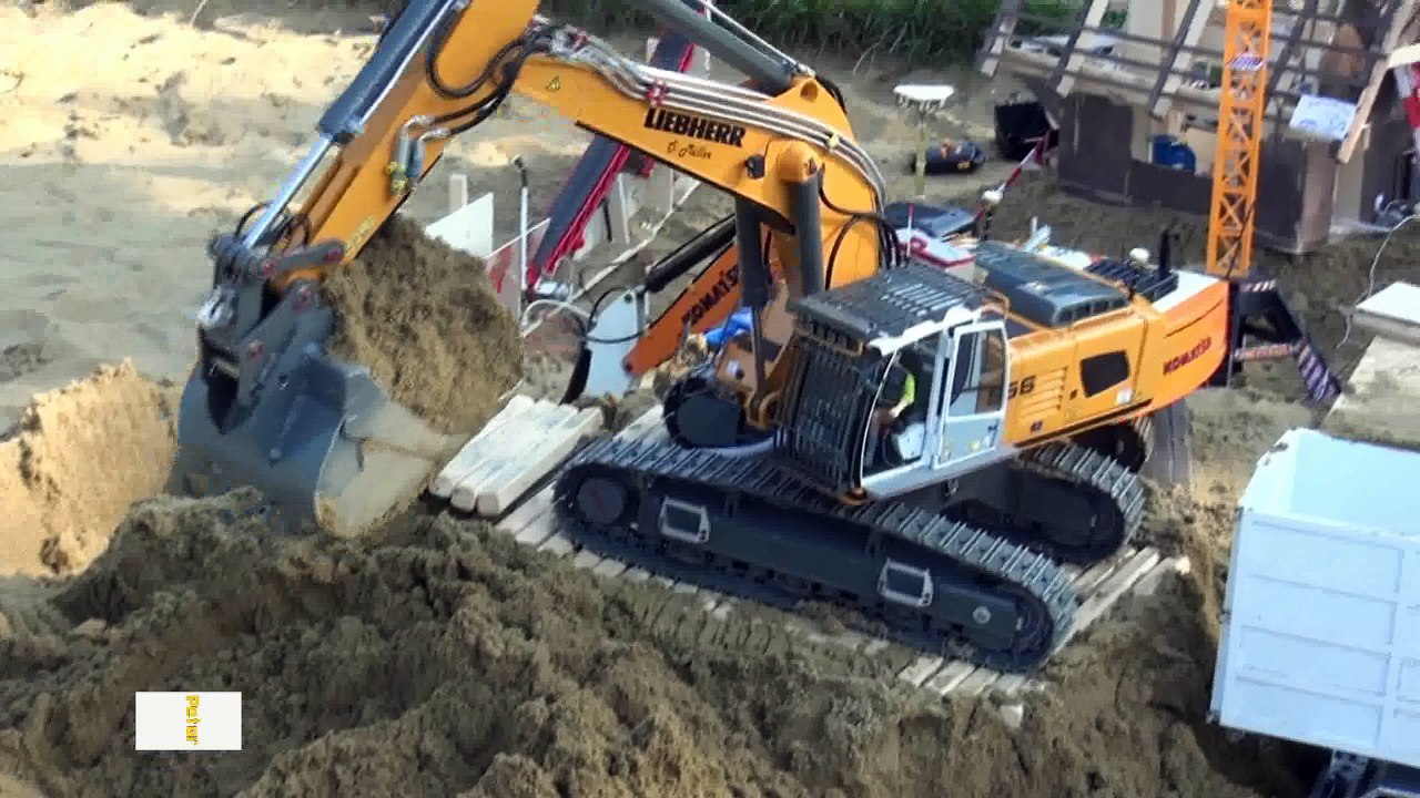 5 AXLE MAN TRUCK DIGGER