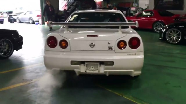 V-Spec II NUR, M-spec Nur, M-spec Tommy Kaira of Garage Defend! Skyline GTR R34