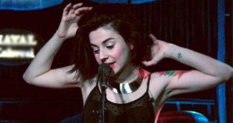 Ceylan Ertem, Ev Halini Paylaşarak "Herkes Gibiyim" Mesajı Verdi