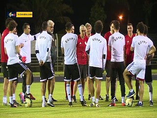 احمد فتحي يتحدث للاعلام الجابوني بالانجليزية ويتمني وصول مصر للنهائي والفوز بالبطولة