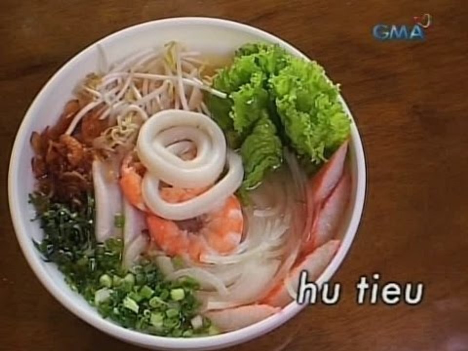 Saksi: Hu tieu, vietnamese noodle soup na may p...