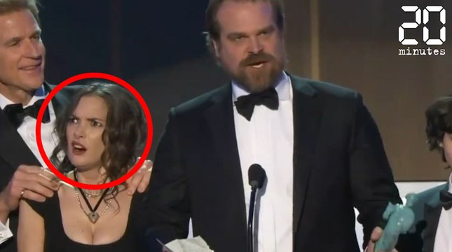 Le comportement très bizarre de Winona Ryder - Le rewind du mardi 31 janvier 2017