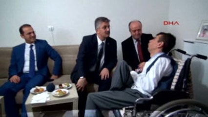 Diyarbakır Beşitaşlı Başsavcı'dan Engelli Taraftara Imzalı Bjk Forması