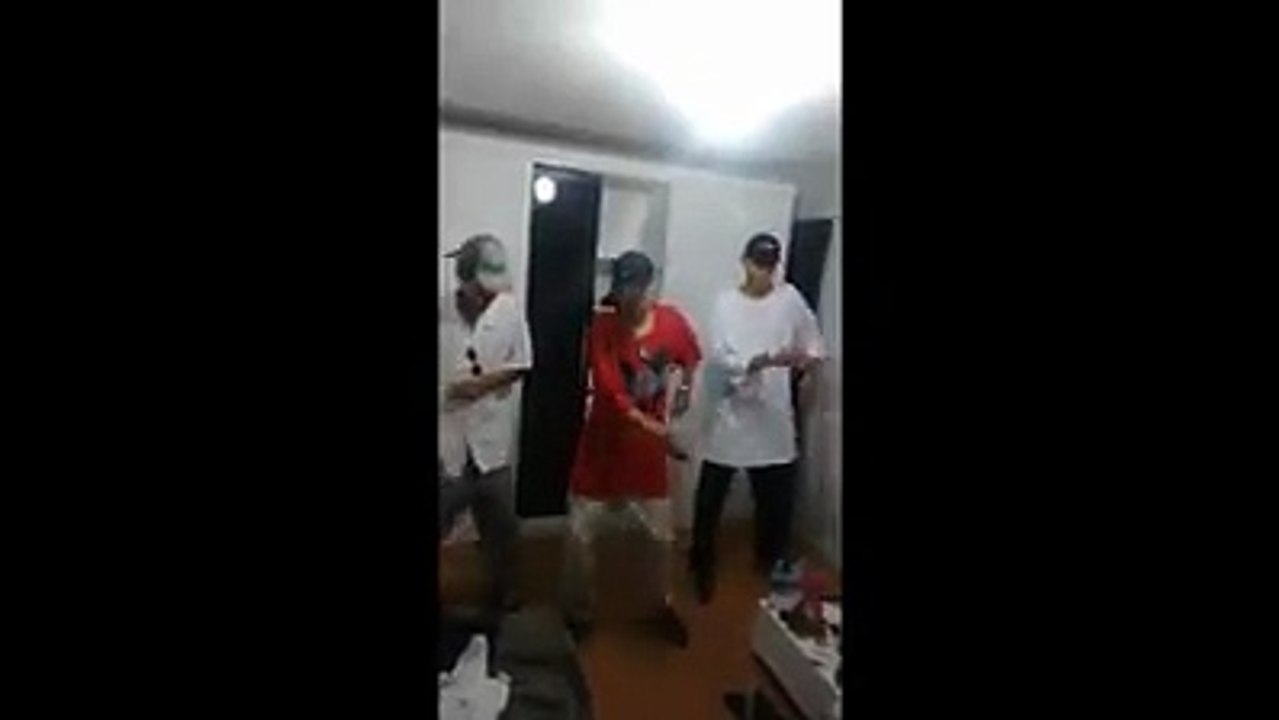 Três Noia Dançando