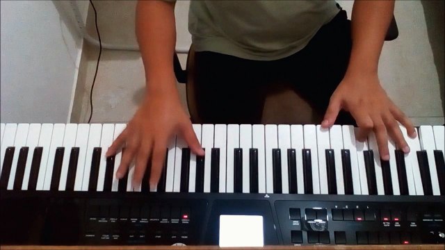 #3 - Hallelujah Leonard Cohen (Piano/keyboard cover)