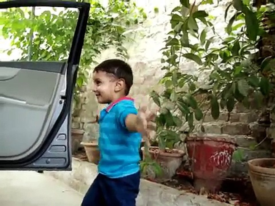 The 3 Years Old Dancing Sensation