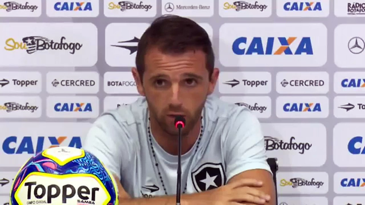 COLETIVA DE MONTILLO NA VESPERA DO JOGO DECISIVO DO BOTAFOGO X COLO COLO