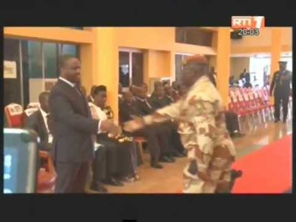 Nouvel an: le personnel de l'assemblée nationale a présenté ses voeux à Soro Guillaume