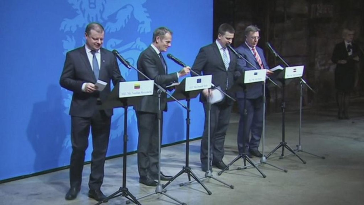 Tusk a Tallinn: "Da Cina, Russia e Usa i rischi per l'Unione europea"