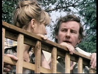 The Good Life S03e05 - The Wind-Break War