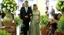Impactantes imágenes: sujeto irrumpe en boda y desata balacera