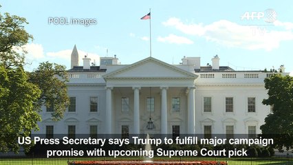 White House spokesman delivers daily briefing