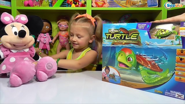 Минни Маус. Игрушки для детей. Ярослава открывает новую игрушку - Черепашка. Tiki Taki Cook