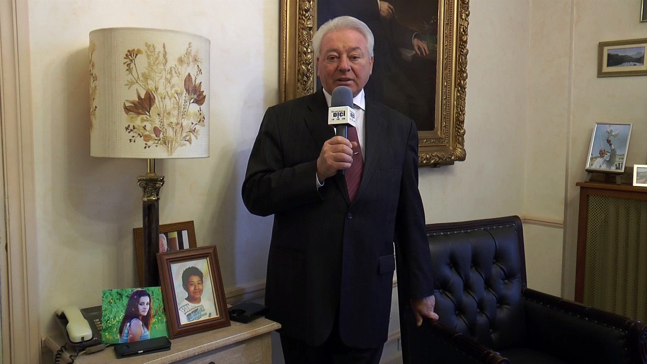 Sisteron : Le maire Daniel Spagnou continue de défendre François Fillon