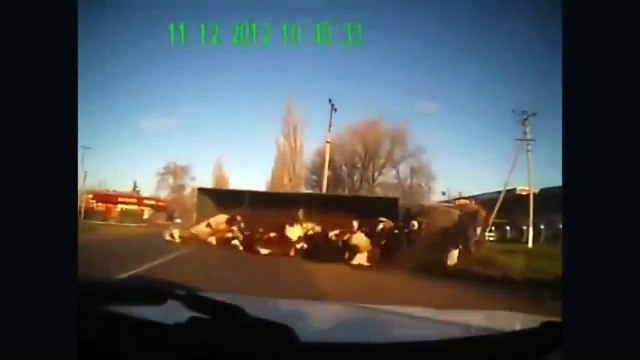 Смешные и наглые на дорогах | Подборка смешных ДТП -