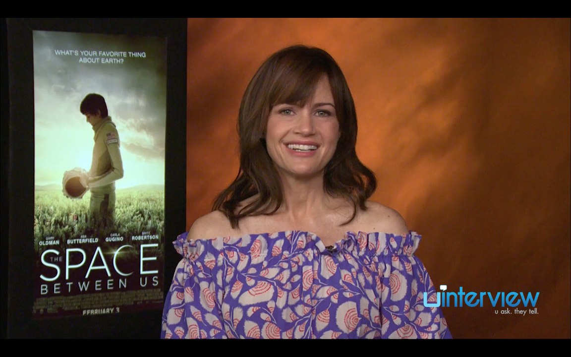 Carla Gugino on 'The Space Between Us,' Asa Butterfield, Gary Oldman, Mars