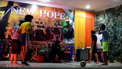GPSK Gloria Sintang - Drama Natal PPHG - Voli Pantai (2015)