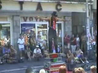 equilibriste jongleur festival aurillac