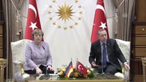Cumhurbaşkanı Erdoğan ve Merkel Soruları Cevapladı - Anayasa Değişikliği Teklifi