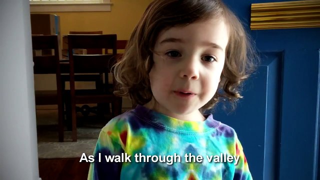 Gansta's Paradise chanté par une fillette de 5 ans et son père