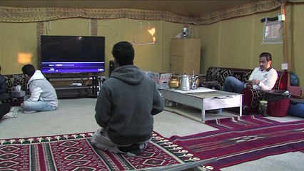 La vie sous la tente 5 étoiles dans le désert koweïtien