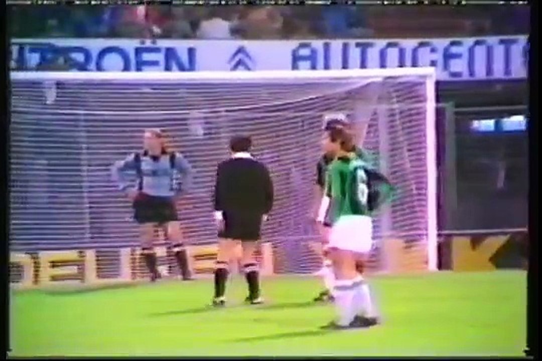 16.09.1981 - 1981-1982 UEFA Cup Winners' Cup 1st Round 1st Leg Feyenoord 2-0 Szombierki Bytom