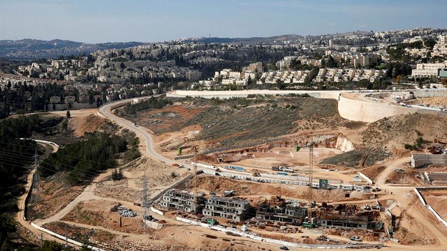 إسرائيل تعلن بناء 3000 وحدة استيطانية في الضفة الغربية المحلتة