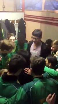 Cri de guerre après la victoire 2 buts à 1 contre l'équipe B des Portugais de Beauvais au Stade Marcel Communeau le 17 décembre 2016