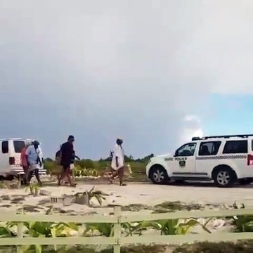 Obama curte férias de bermuda e boné nas Ilhas Virgens Britânicas