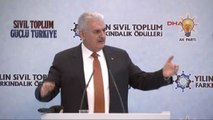 Başbakan Yıldırım'dan Kılıçdaroğlu'na 'Anayasa' Tepkisi; Siyaseti, Milli Iradeyi Inkar Etmek...