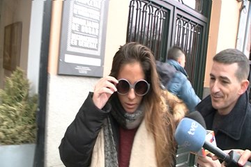 Anabel Pantoja, entre Jorge Javier y su tía Isabel