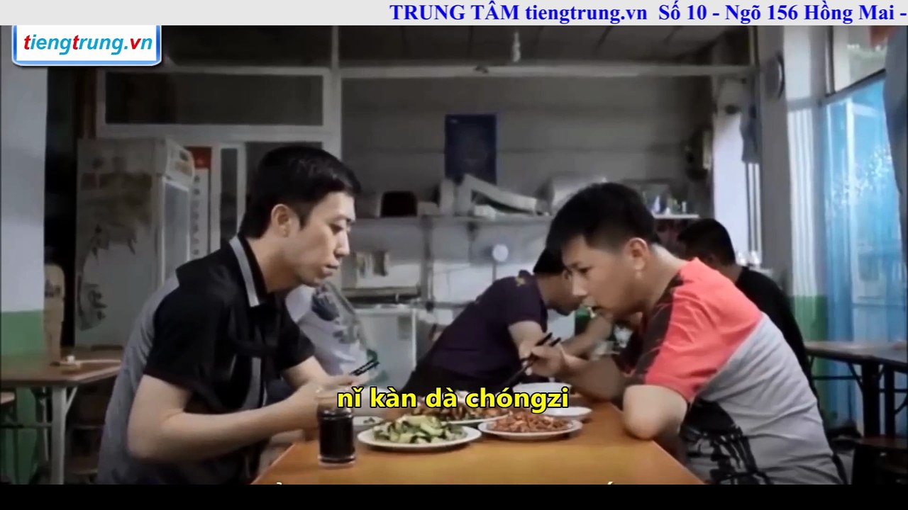 B CÓ GIÁN TRONG CƠM
