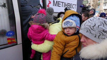 Ukraine: évacuation après des violences près de Donetsk