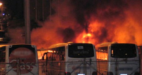 İstanbul Otogarı'nda Yangın Çıktı, İki Otobüs Kül Oldu