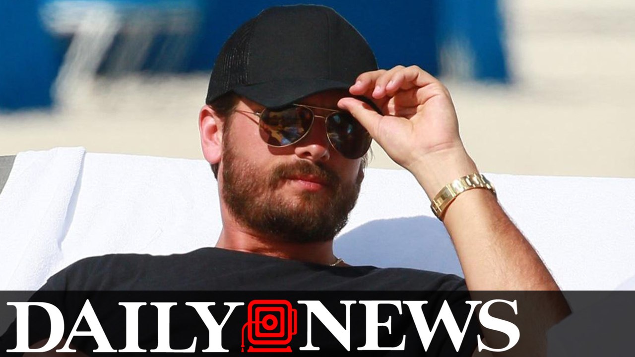 Scott Disick Has A Fight With Kris Jenner And Kim Kardashian For Bringing A Girl