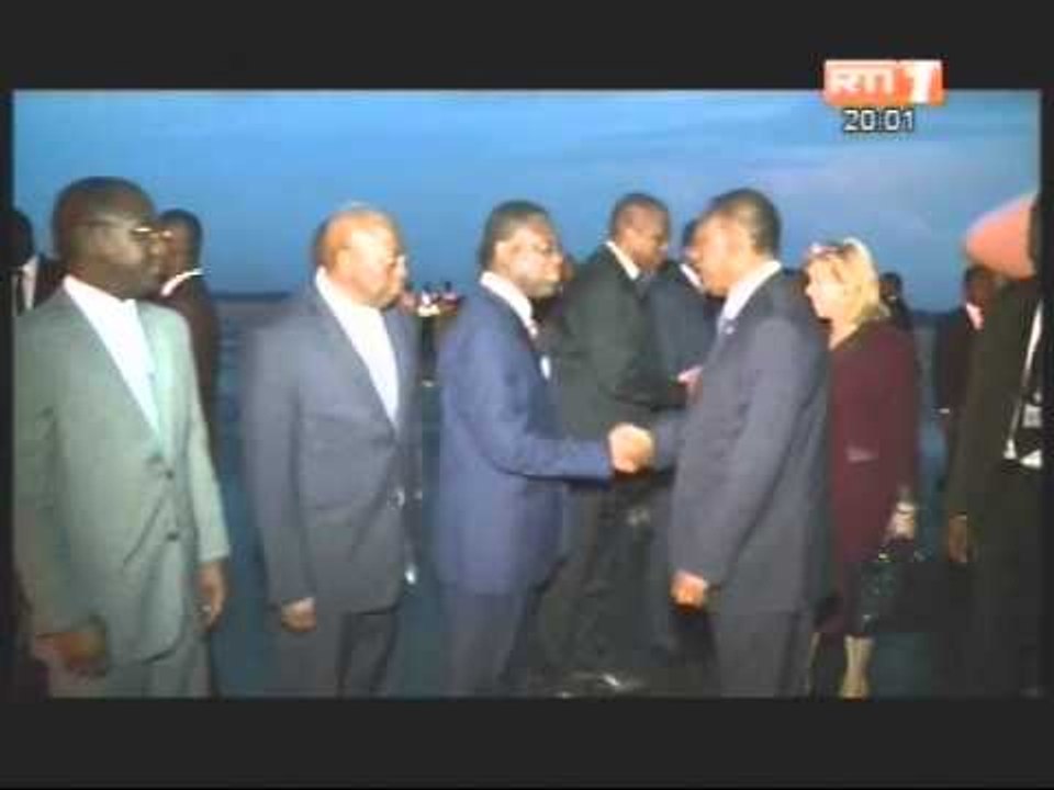Le chef de l'Etat, son exellence M Alassane Ouattara regagne Abidjan après un bref séjour à Rome