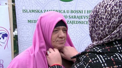 Mujeres musulmanas celebran el Día Mundial del Hiyab en Bosnia