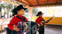 Los Bañales Juniors - El Canto De Un Vaquero (Mi Caballo Pobre)