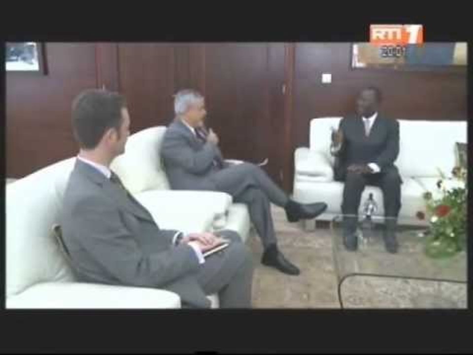 Primature: SEM Philip Carter III ambassadeur des USA reçu par le 1er ministre Ahoussou Jeannot.