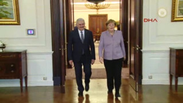 Başbakan Yıldırım Ile Almanya Başbakanı Angela Merkel Bir Araya Geldi