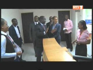 Le ministre de la communication Diakité Coty a effectué une visite au CICG