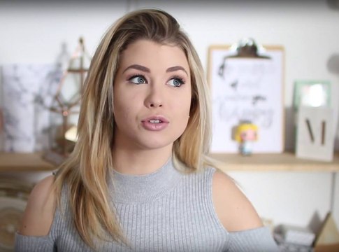 EnjoyPhoenix : La chirurgie esthétique ? Veut-elle la jouer comme le clan Kardashian/Jenner ? Voici sa réponse