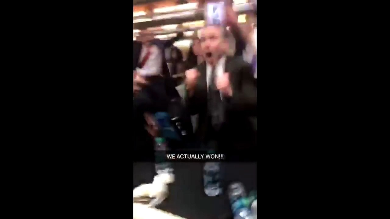 Réaction en or d'un prof gagnant un concours après 10 ans de tentatives