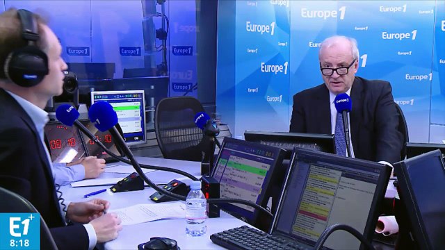 Védrine : Trump est beaucoup plus perturbant et choquant que dangereux