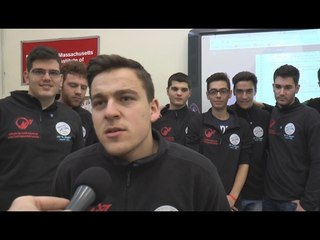 Napoli - Gli studenti del "Righi" vincono la gara mondiale "Zero Robotics" (01.02.17)