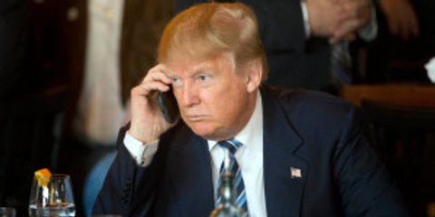 Trump Avustralya Başbakanı'na Kızıp Telefonu Yüzüne Kapattı!