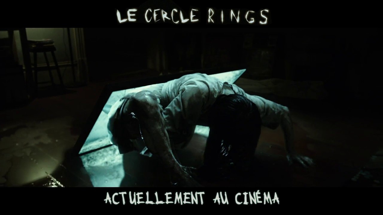 LE CERCLE - RINGS - Samara sort de l'écran (version non censurée) [Full HD,1920x1080p]